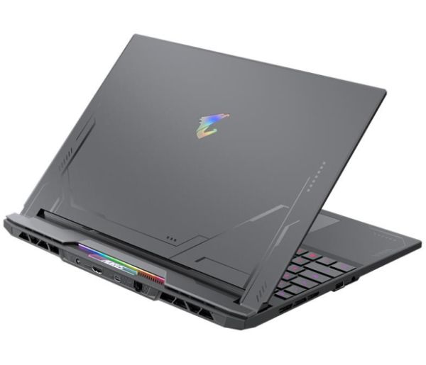 Gigabyte AORUS 15X ASF i7-13650HX/16GB/1TB/Win11 RTX4070 165Hz 