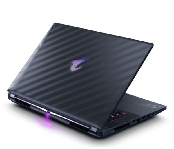 Gigabyte AORUS MASTER 16 Ultra 9 275HX/1TB/32GB/W11P RTX5080 240Hz